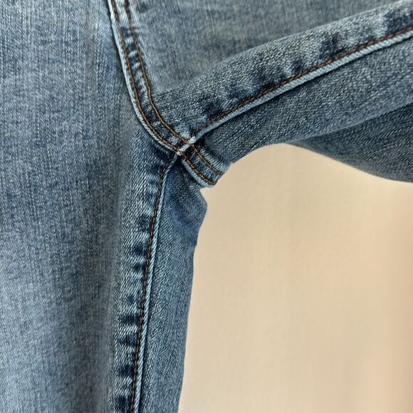 Kut from the kloth women’s Asher straight rolled cropped jeans size 8 blue EUC - Picture 4 of 12